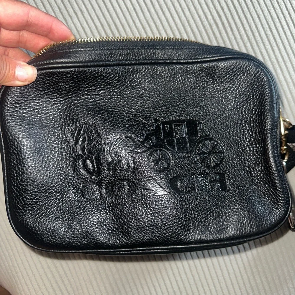 Coach Black Leather Women's Bag - Picture 2 of 6